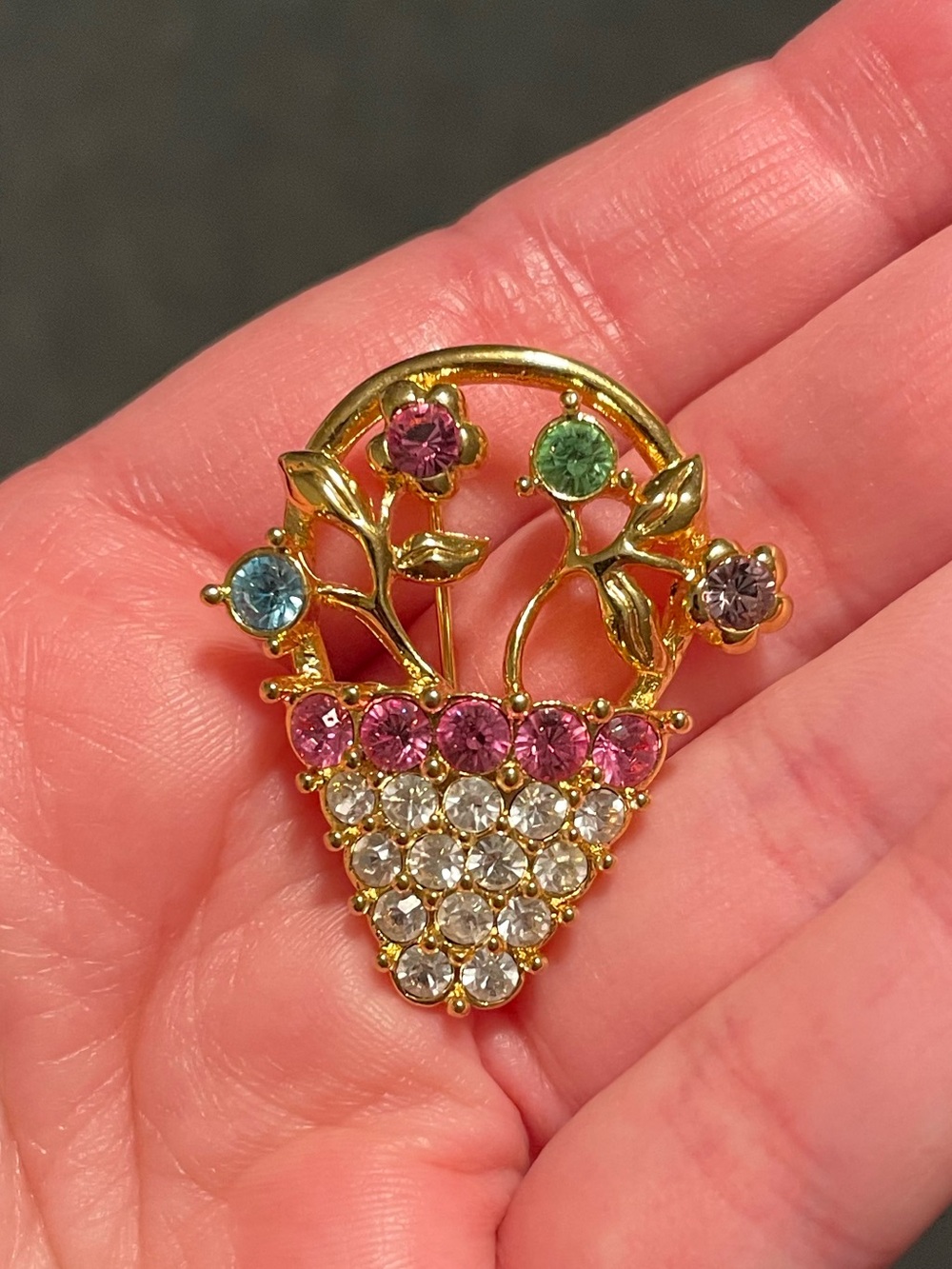 Monet flower basket pin brooch jewelry